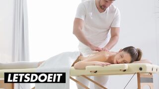 Η περιπέτεια της Ρεμπέκα Βολπέτι με το τραγούδι αγάπης του Κρίστοφ Κέιλ