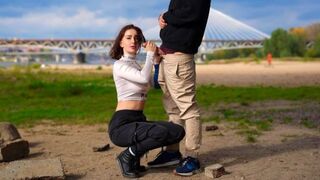 Δημόσια σκατά vlog: βαθύ λαρύγγι και απροσδόκητη φόρτωση μουνί